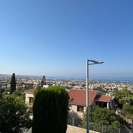 Kyblue Management - Panoramic Seaview New Studio, 3 Min To Coral Bay Apartman